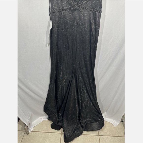 NEW $498 Mac Duggal [ PLUS 14W ] Sleeveless Metallic‎ Glitter Trumpet Gown Black - Picture 14 of 15